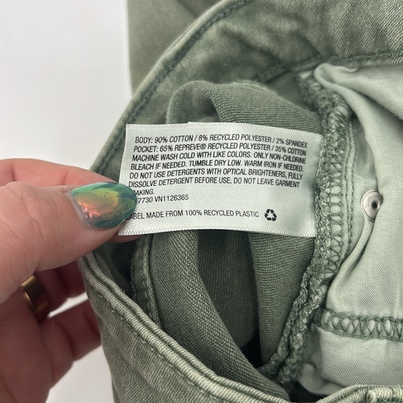 Universal Thread High Rise Midi Shorts - Picture 7 of 7